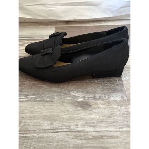 Mootsies Tootsies Elegant Black Bow Flats Classic Pointed Toe SlipOn Loafers 11 - Picture 4 of 7